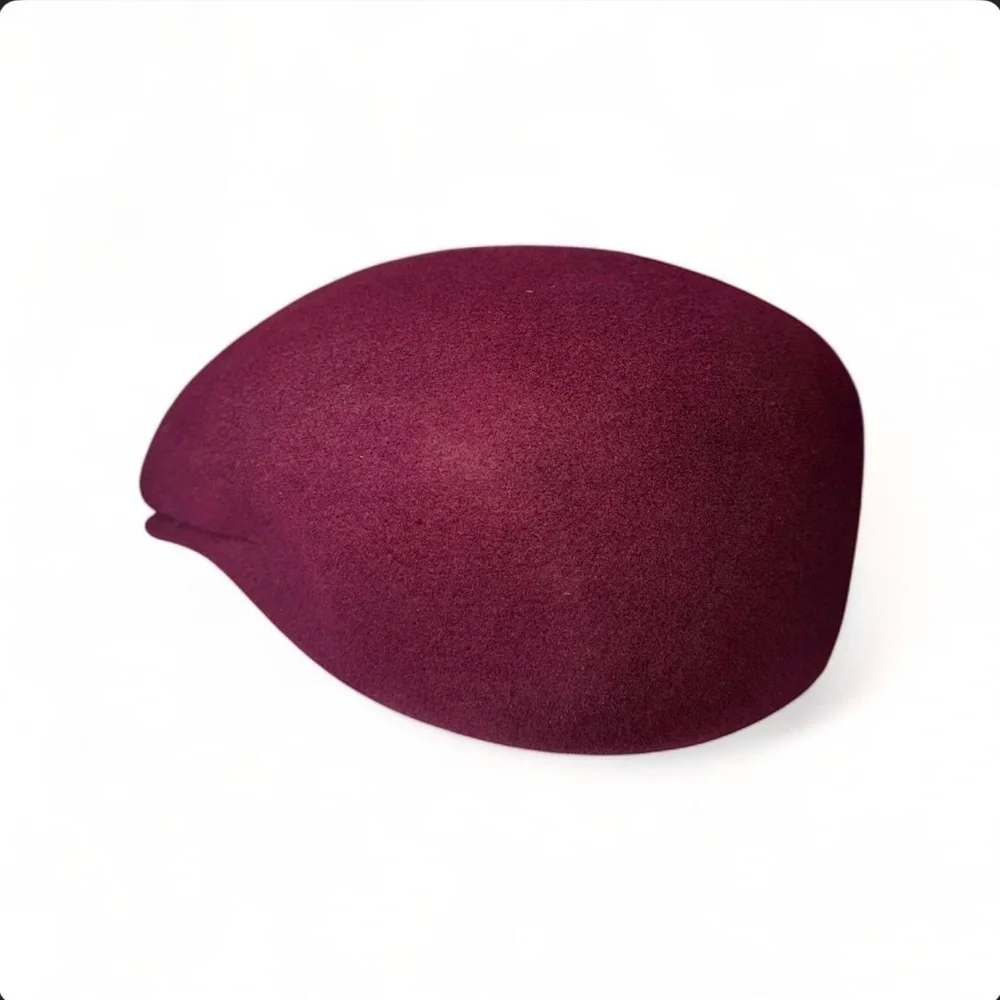 Vintage Made in Italy Wool Newsboy Cap Burgundy Red Baker Boy Cabbie Hat M/L